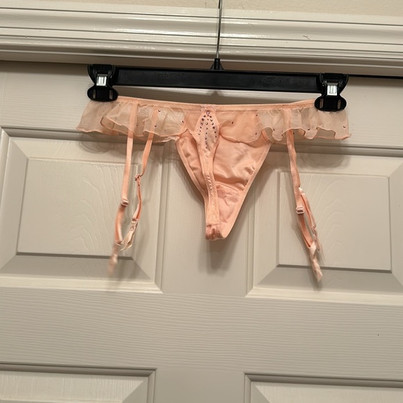 Victoria’s Secret Underwear Bundle - NWT - Picture 9 of 14